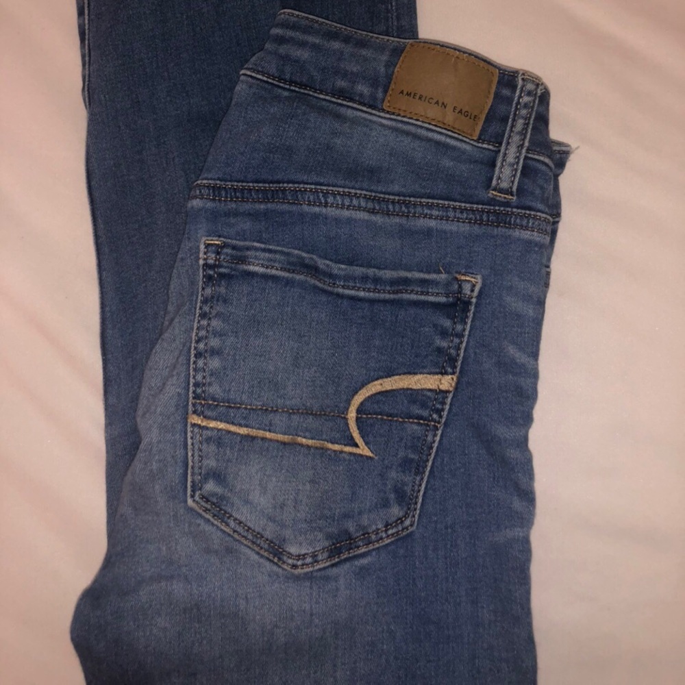 American eagle high waisted jeans